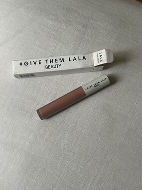 Give them lala